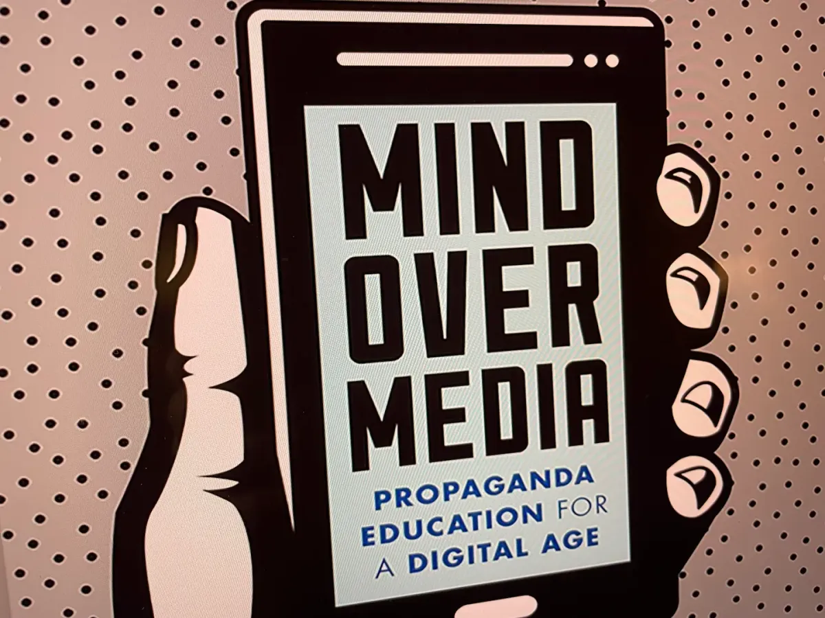 Review: Mind over Media, Renee Hobbs