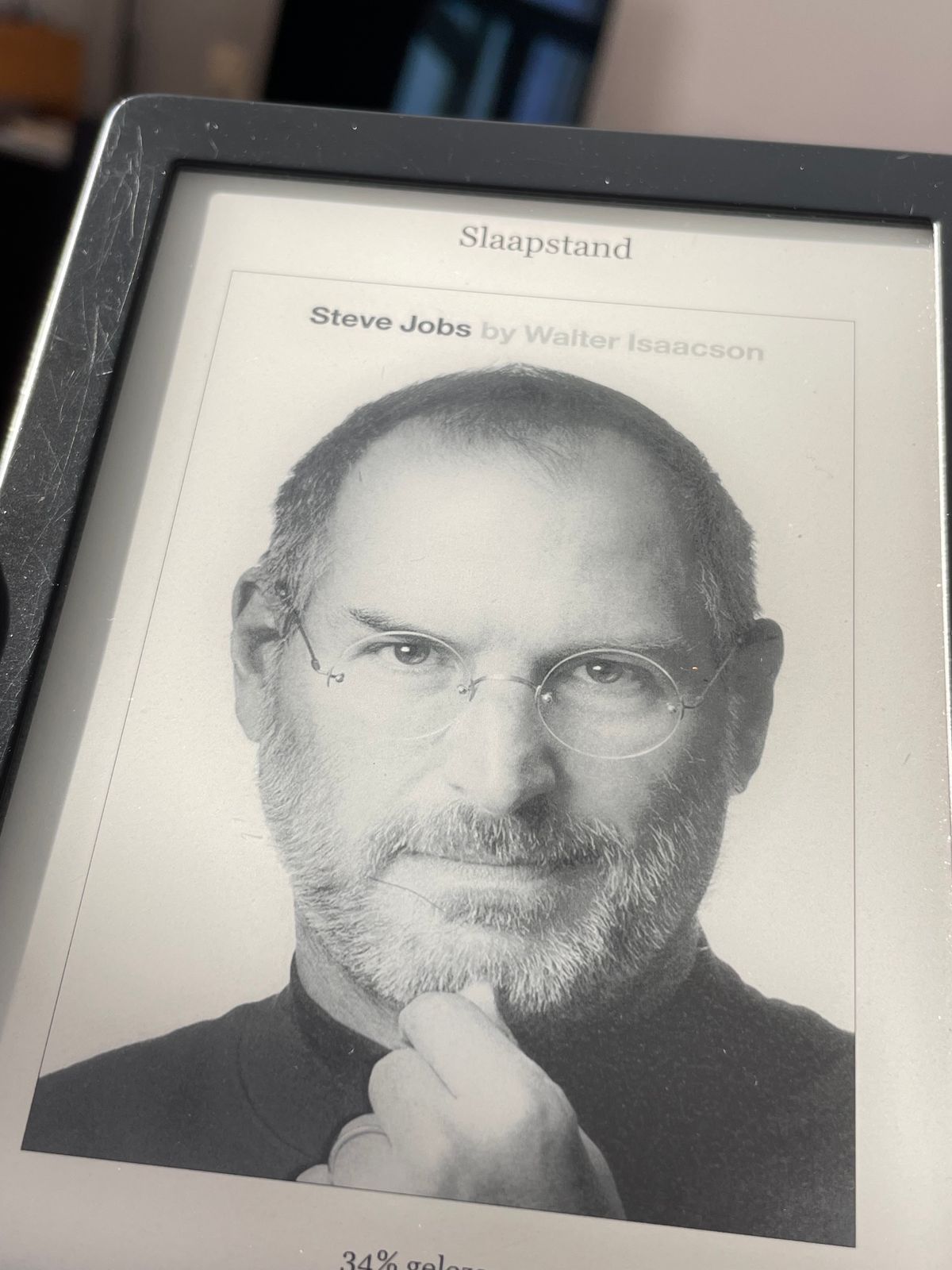 Review: Steve Jobs by Walther Isaacson.